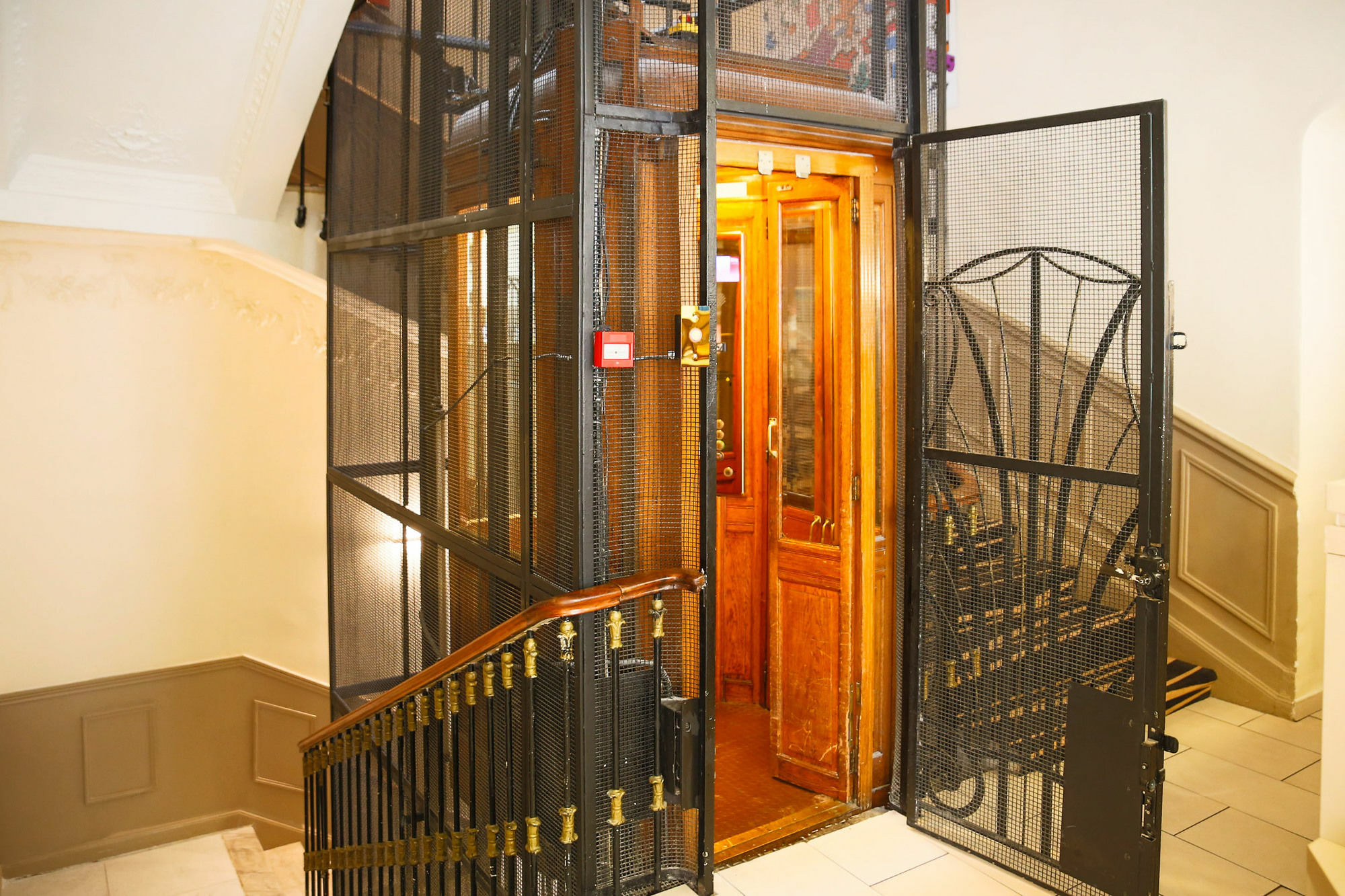 Hotel Le Seize, Centre 3*